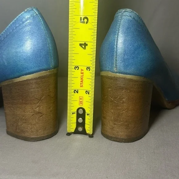 MJUS. blue leather block heel shoe size 38 EU (8US) - Picture 6 of 8